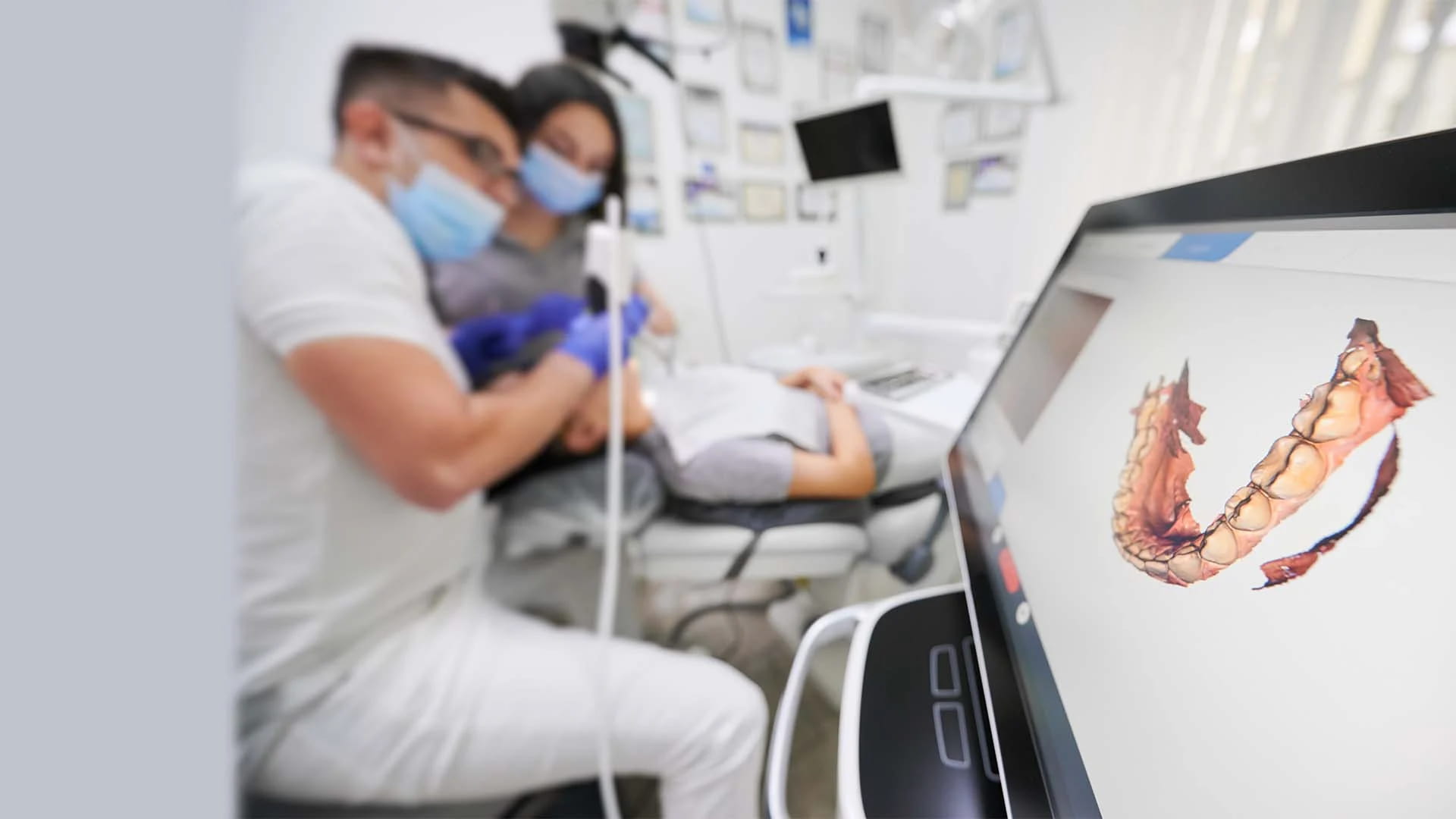 Metaverse Dentistry: Integrating Virtual Reality into Oral Care - 03